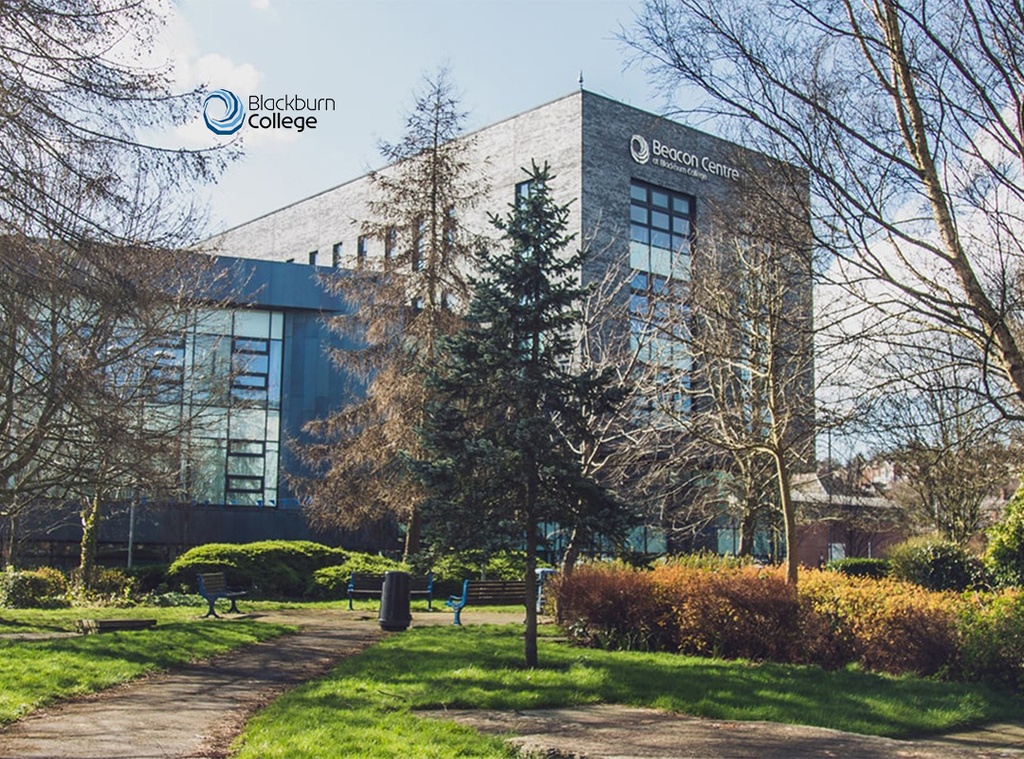 كلية بلاكبيرن